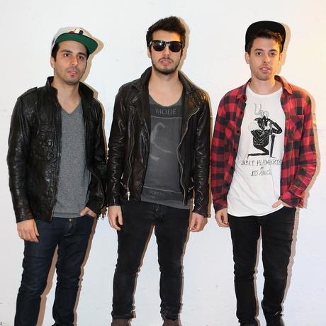 Cash Cash