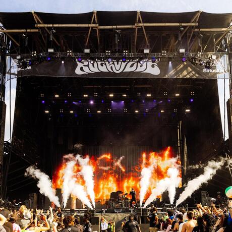 Welcome To Rockville - 4 Day Pass (5/7 - 5/10) (Foo Fighters, My Chemical Romance, Guns N Roses, Bring Me The Horizon)