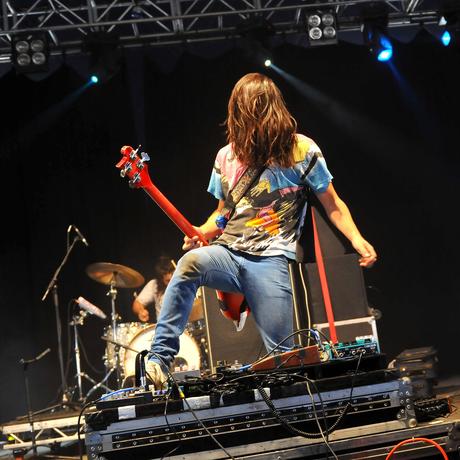 HEALTH and Carpenter Brut